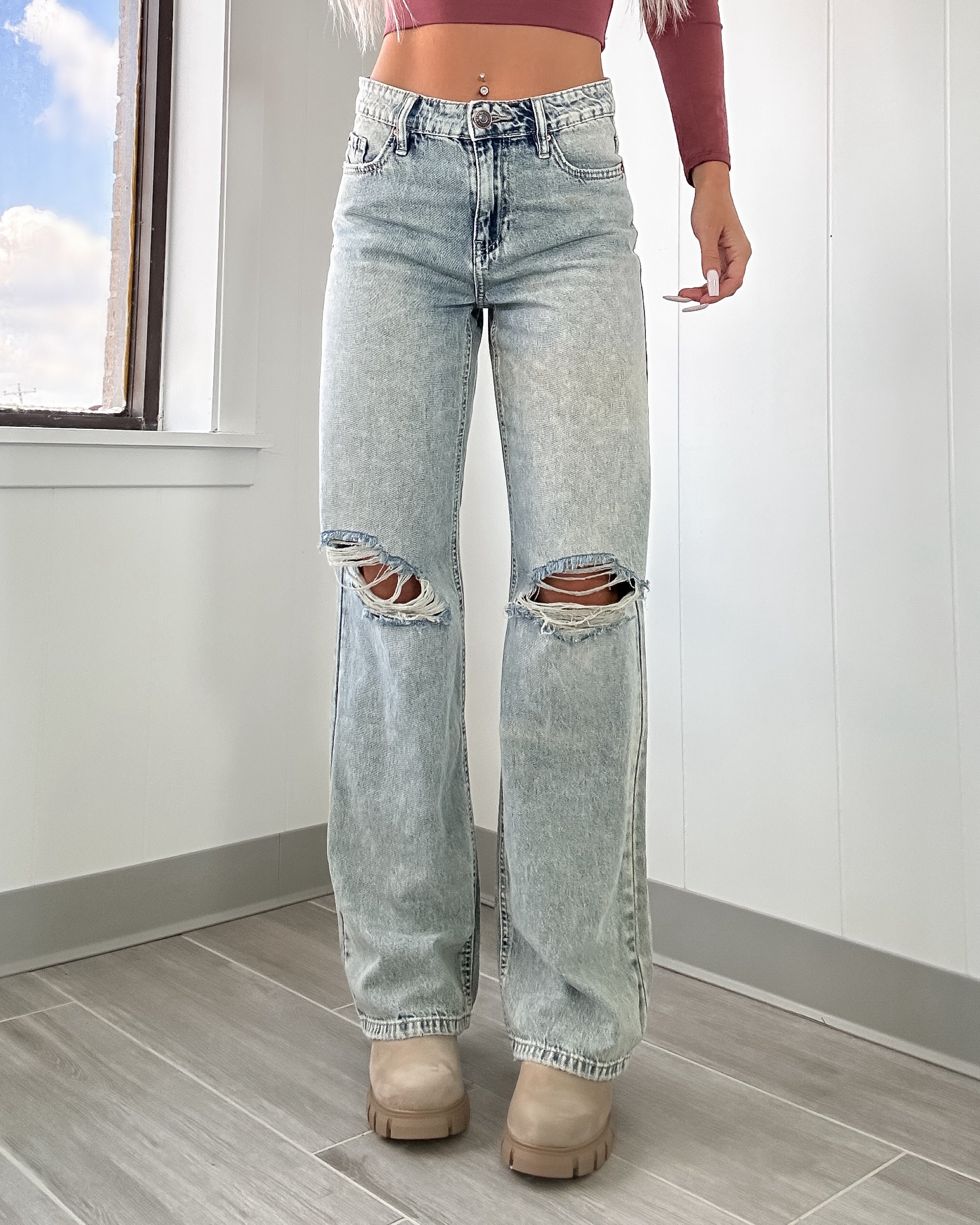 Candie High Rise Distressed Jeans - Light Wash