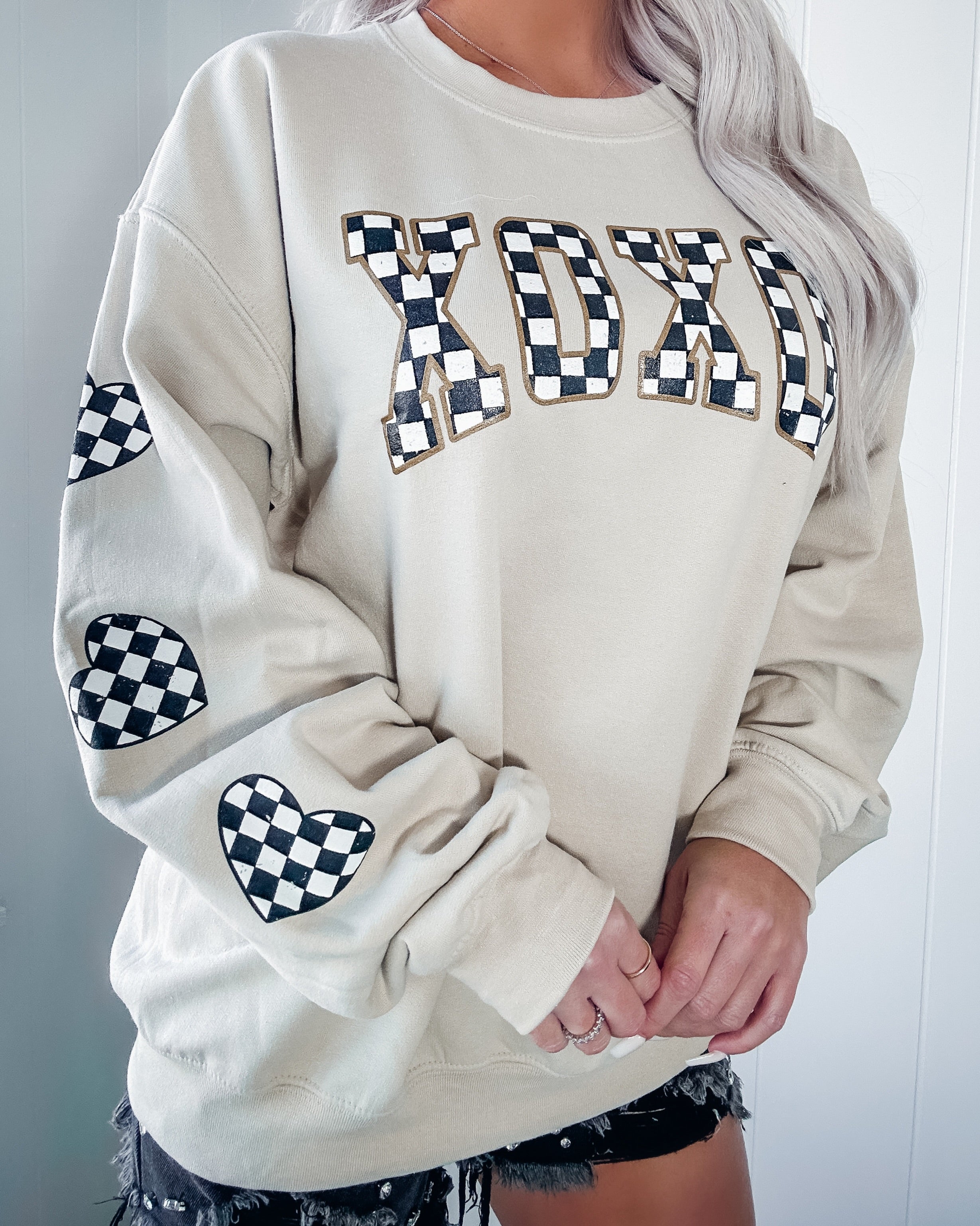 XOXO Checkered Sweatshirt - Sand