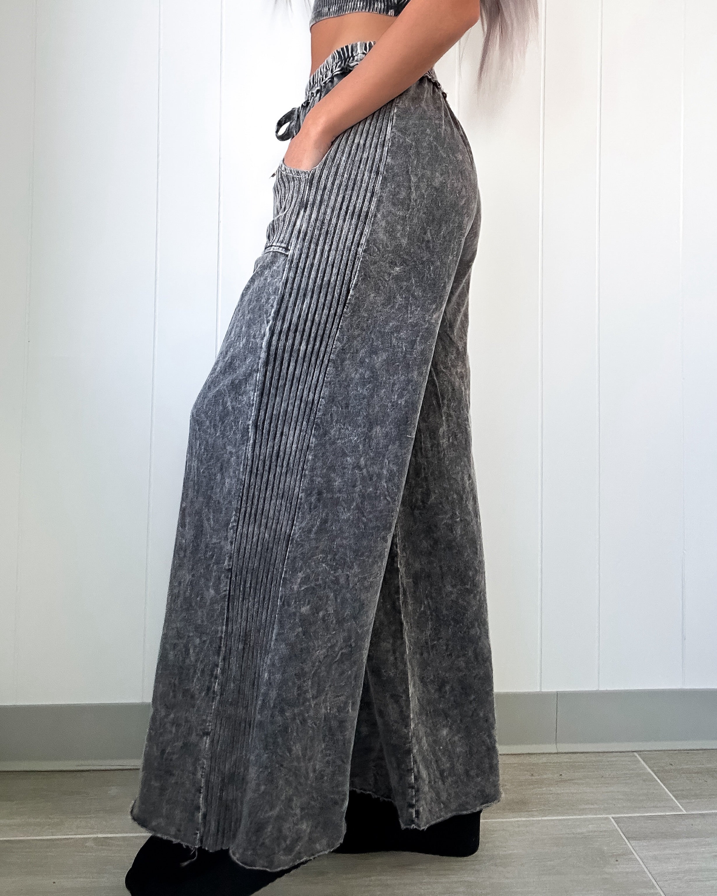 Going Strong Knit Detail Wide Leg Pants - Ashed Black