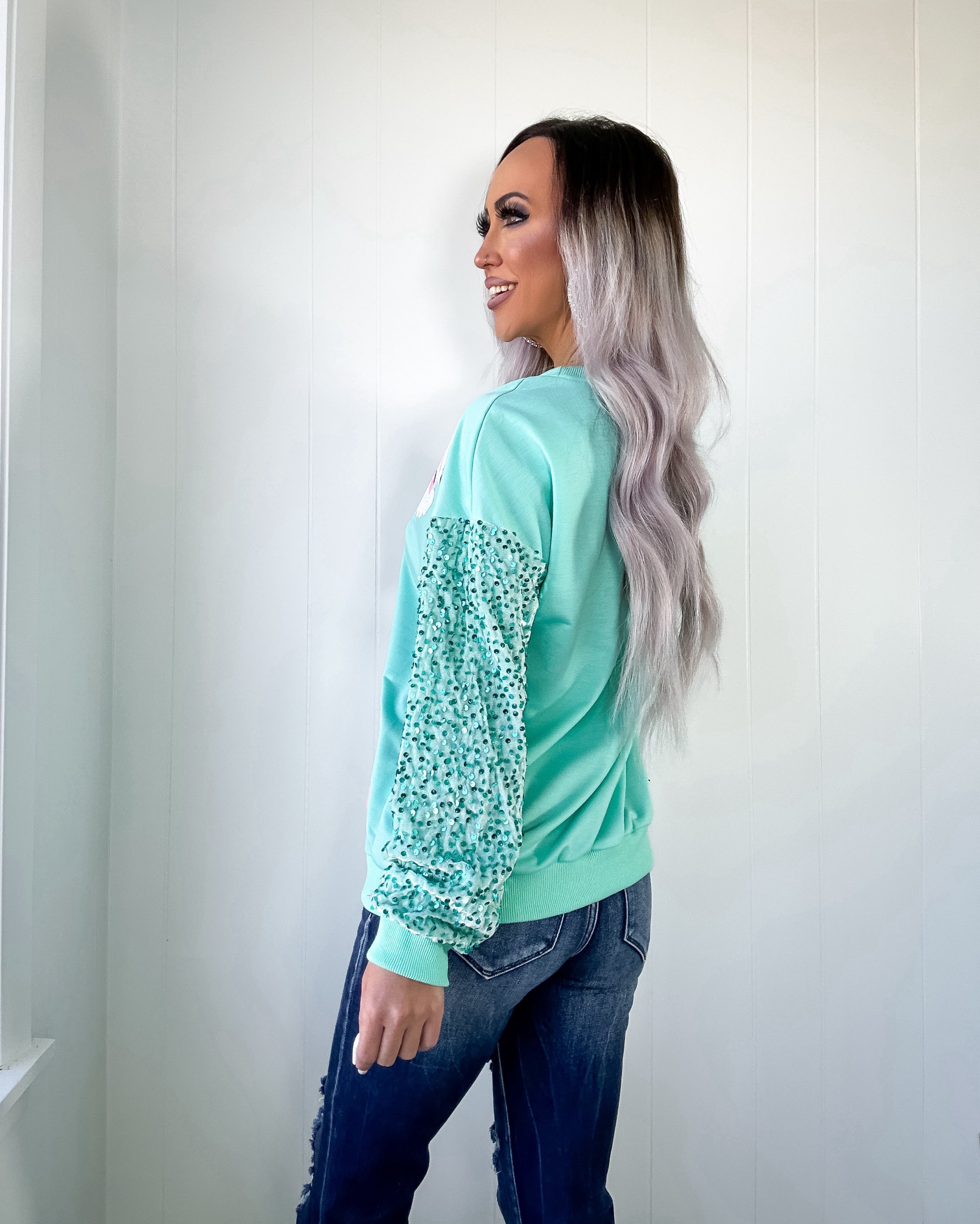 Sparkle & Sleigh Santa Sweatshirt - Mint